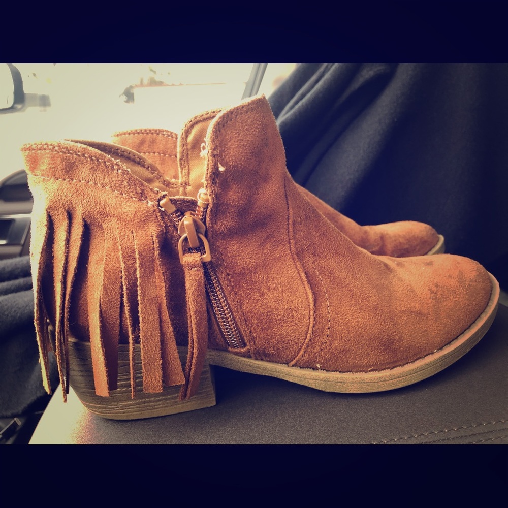Seychelles fringe booties